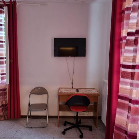 Room E Breakfast Diana E Ninni סלסומאג'יורה טרמה מראה חיצוני תמונה