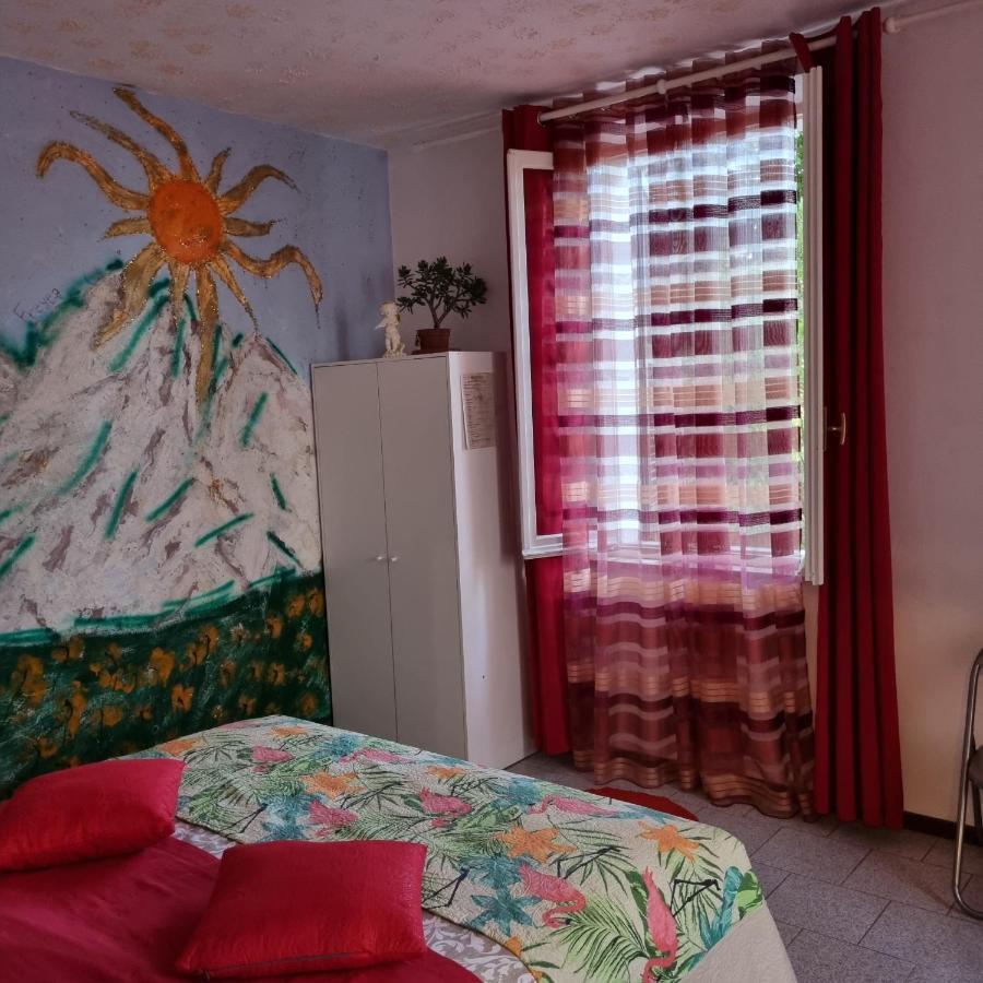 Room E Breakfast Diana E Ninni סלסומאג'יורה טרמה מראה חיצוני תמונה